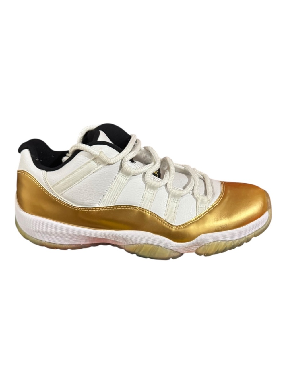 Jordan 11 Low Closing Ceremony Sz 9